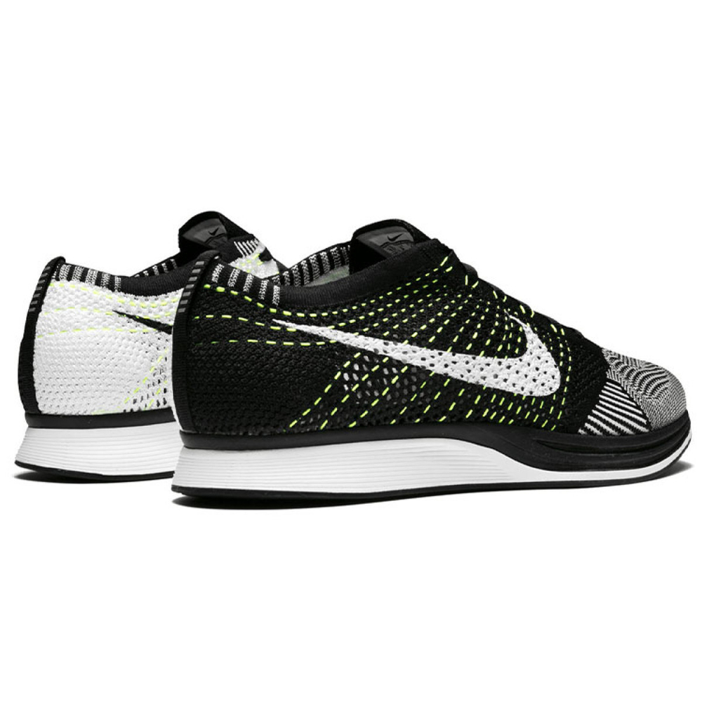 Nike Flyknit Racer Black Whit
