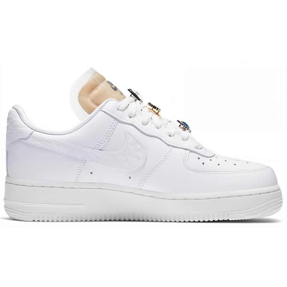 Nike Air Force 1 07 LX