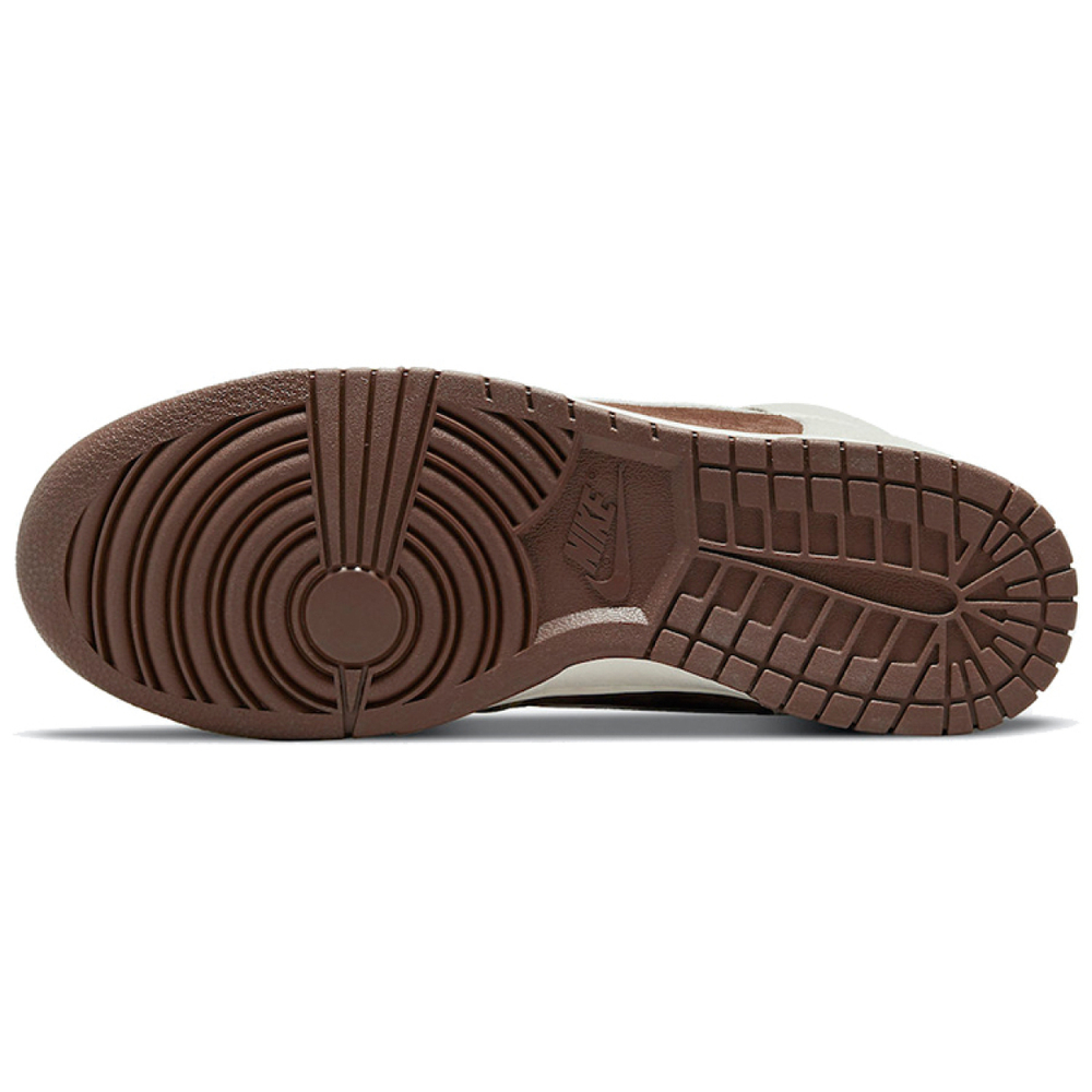 Nike Dunk Retro PRM "Light Chocolate"