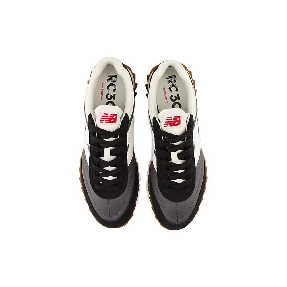 New Balance RC30