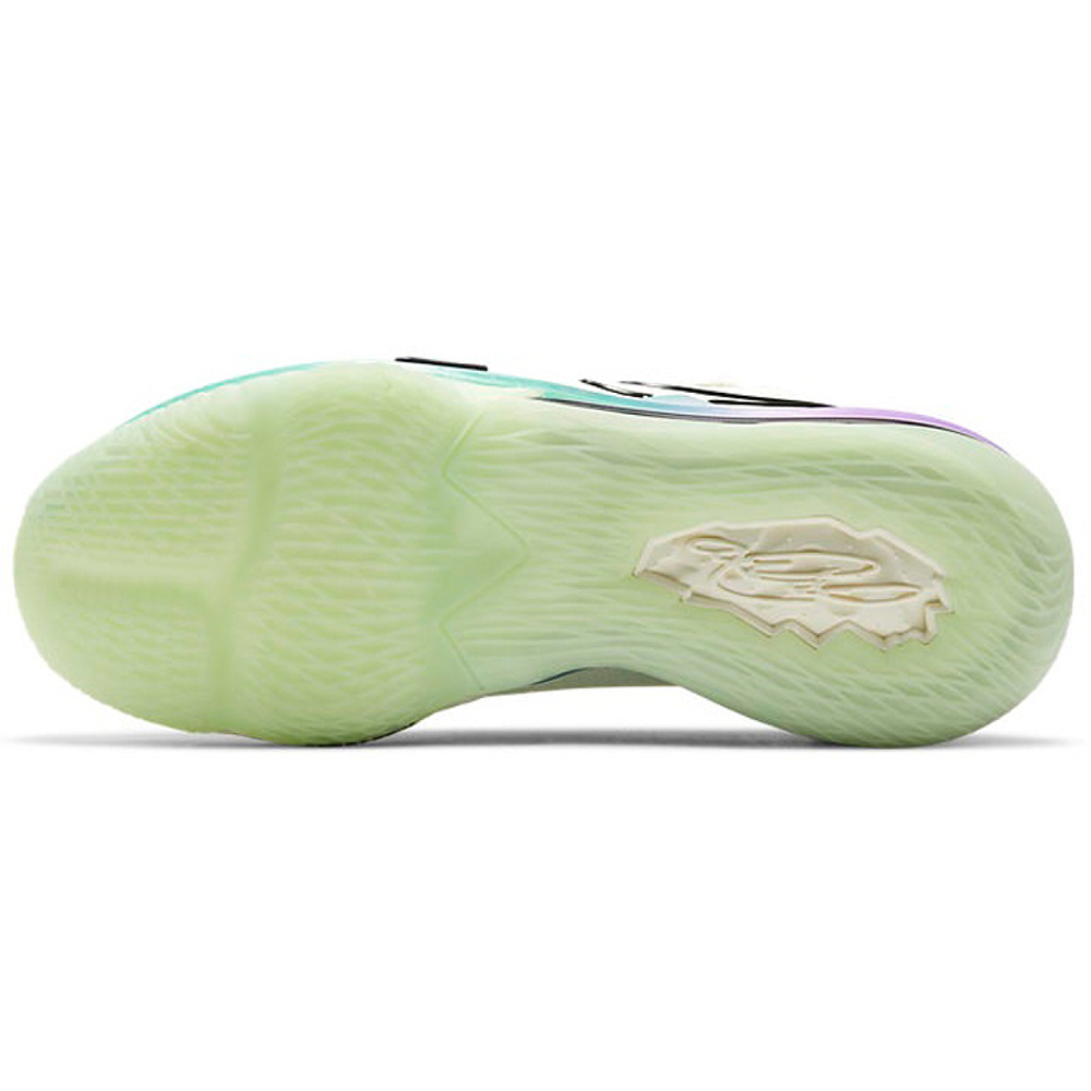 Nike Lebron 17 Low "Glow in the Dark"