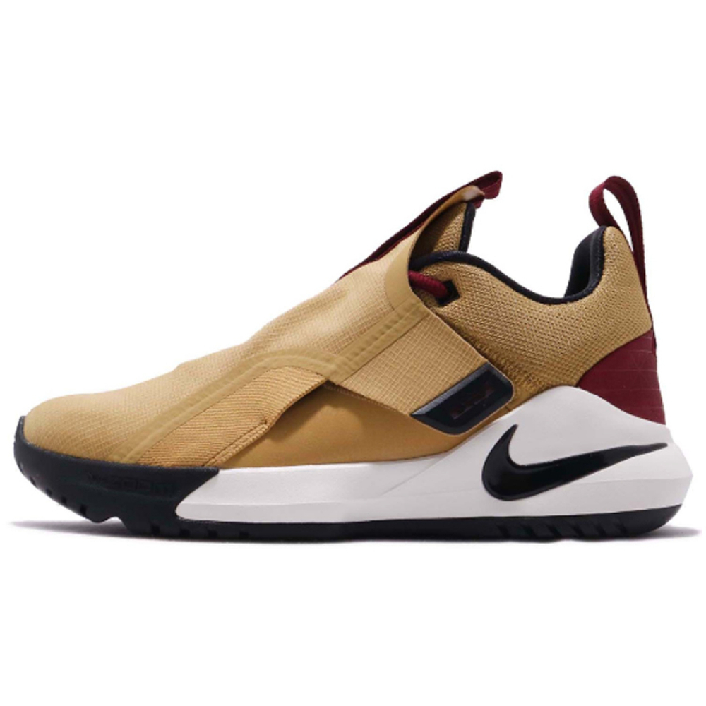 Nike Ambassador 11 Golden beige