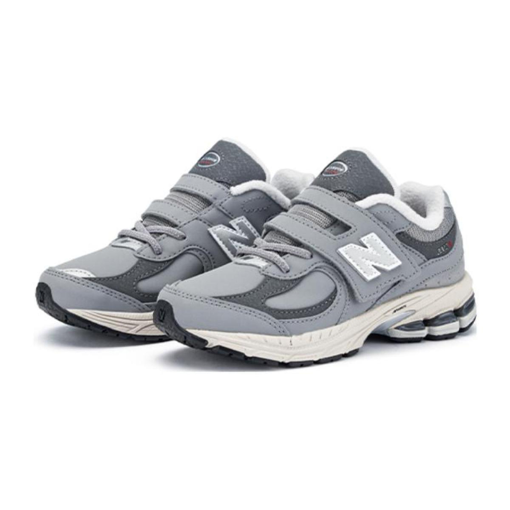 New Balance NB 2002R