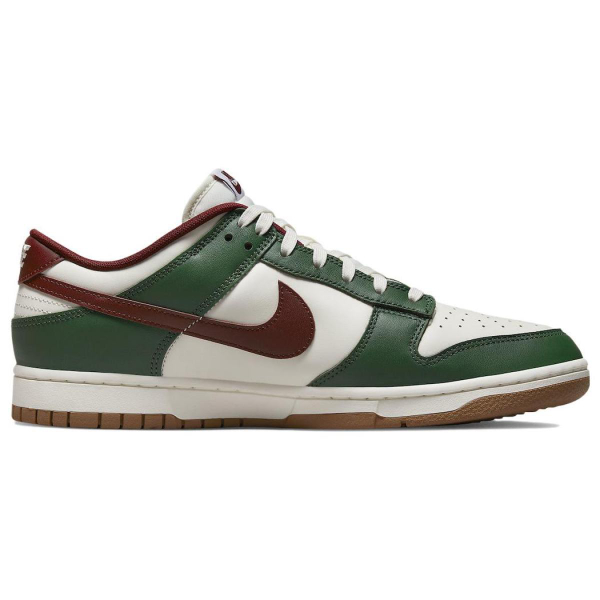 Nike Dunk "Gorge Green"