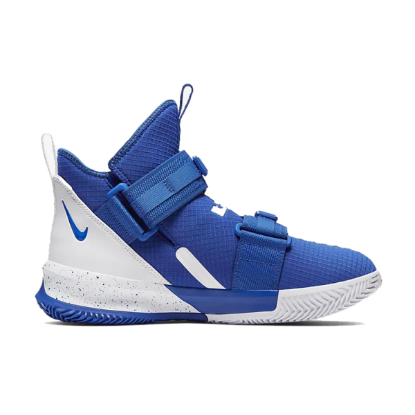 Nike zoom soldier 13