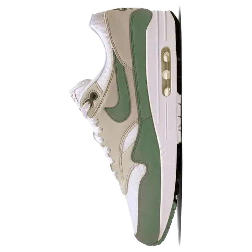 Nike Air Max 1 "Mica Green"