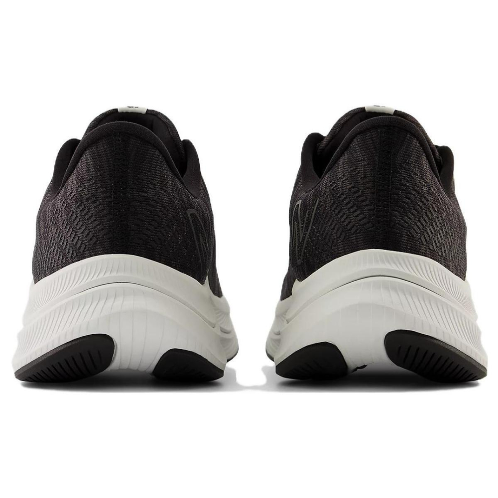 New Balance NB FuelCell Propel