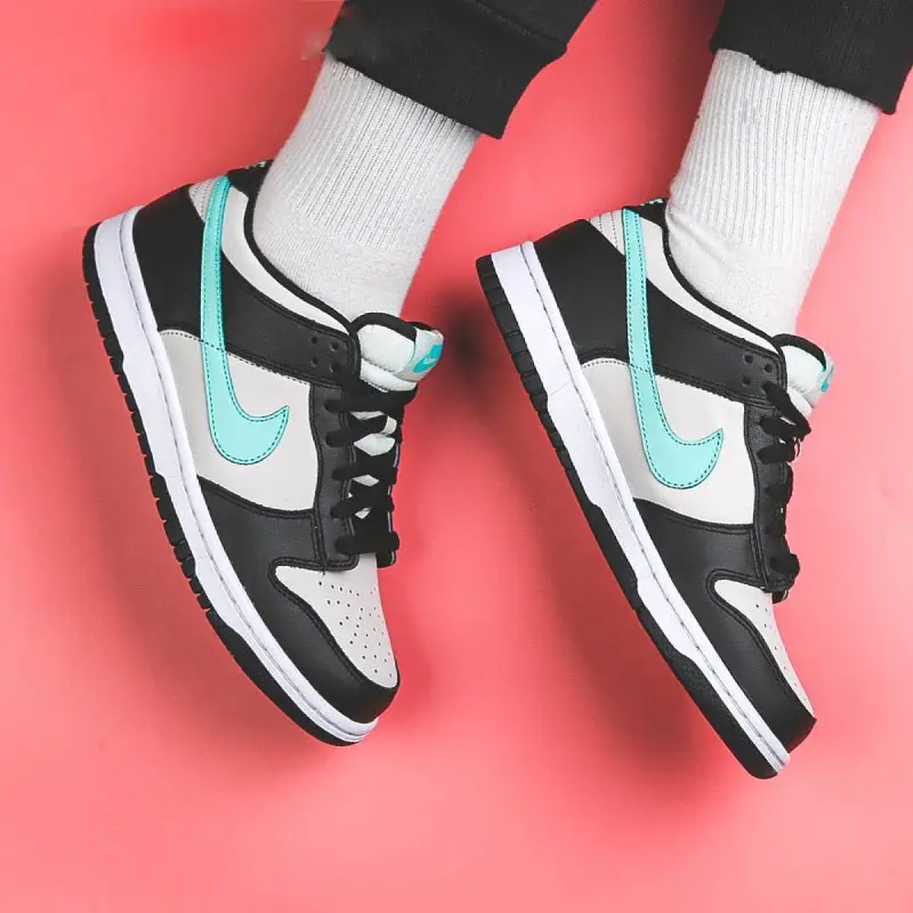 Nike Dunk Tropical Twist