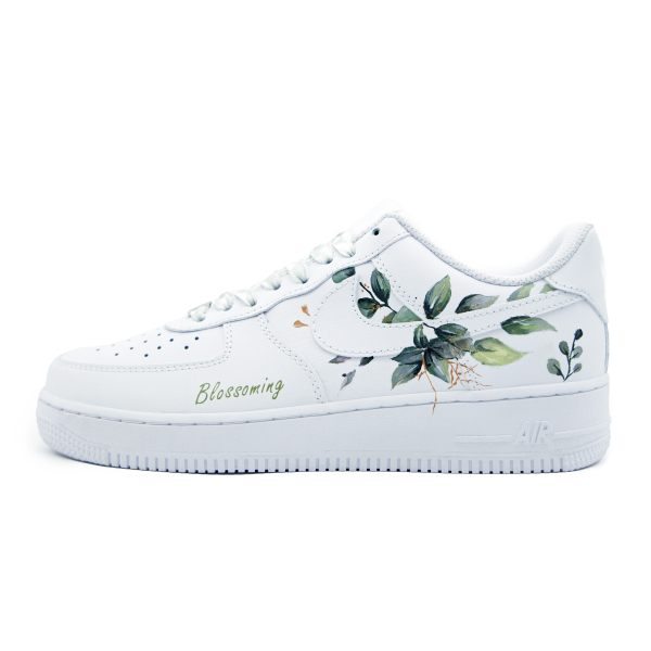 【 】 Nike Air Force 1 Low