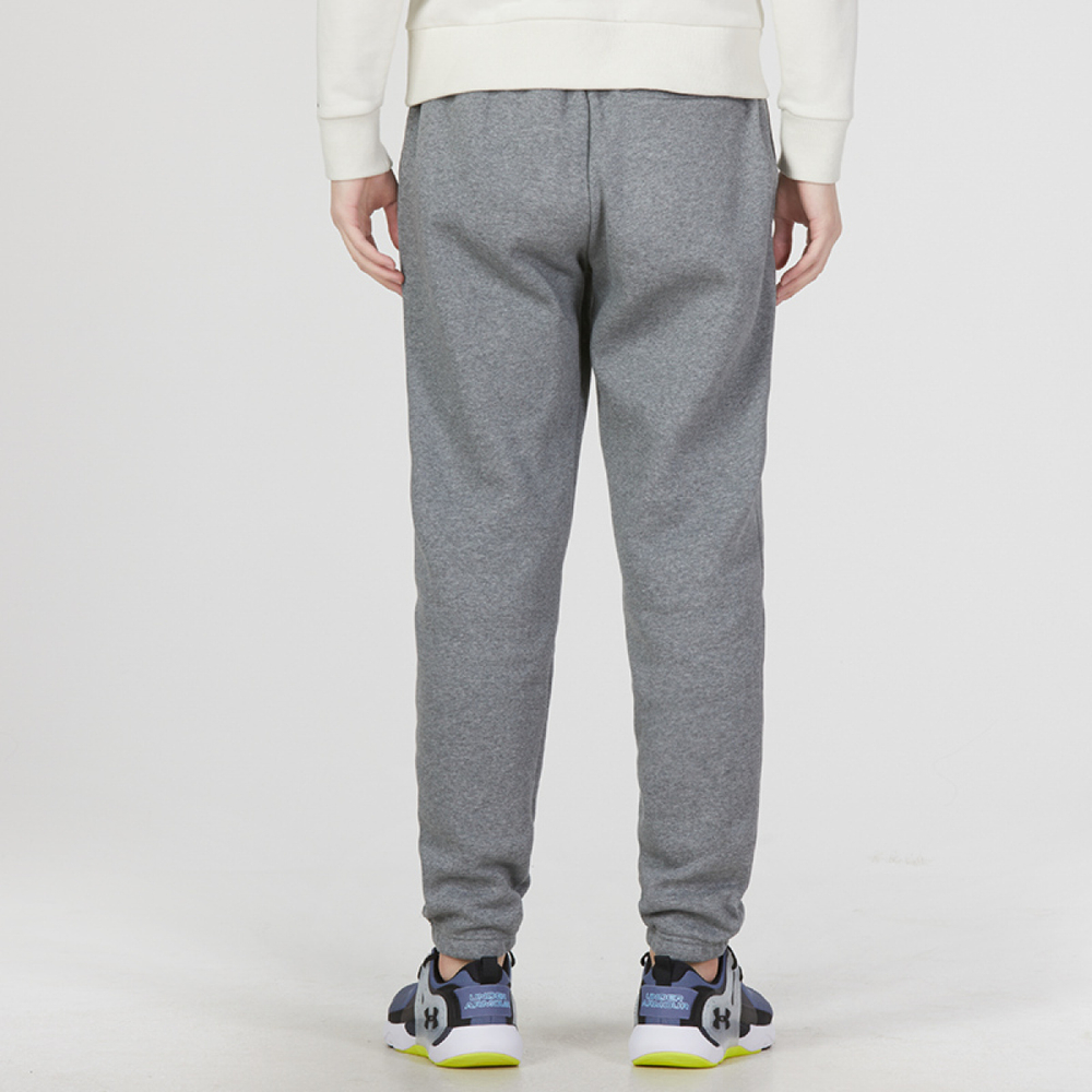 Under Armour Essential Fleece Jogger Logo
