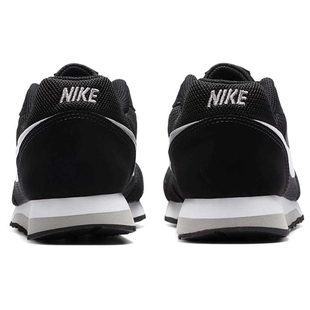 Nike MD Runner 2