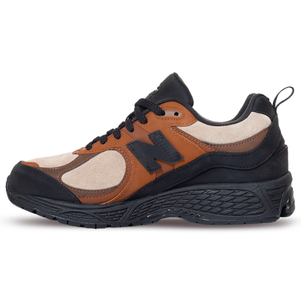 New Balance NB 2002R