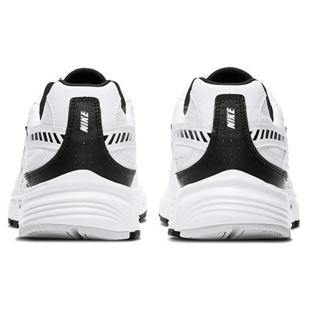 Nike Initiator
