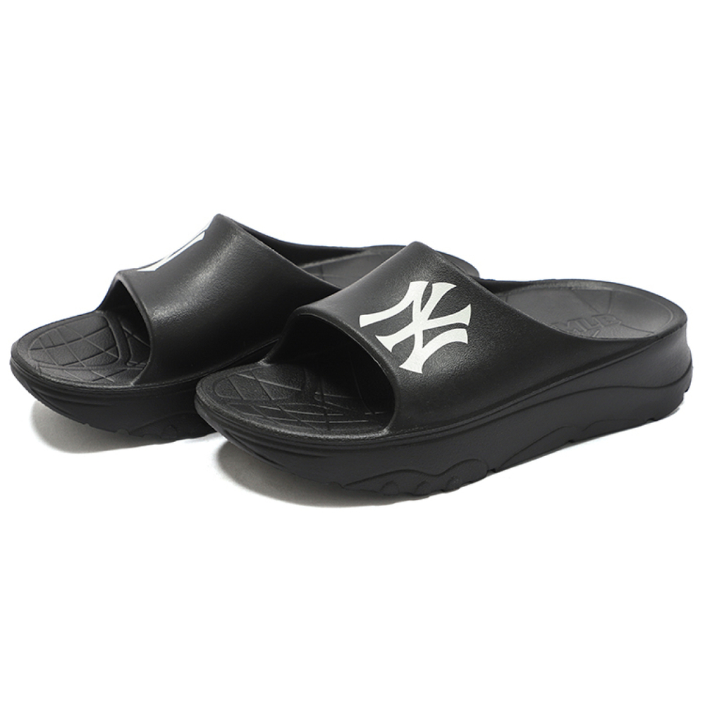 MLB Slipper