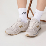 New Balance NB 2002R