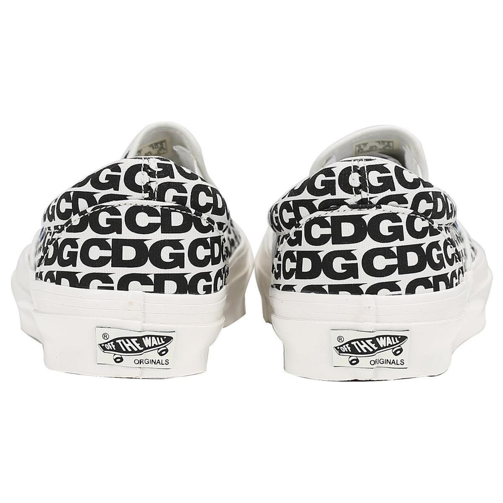 Comme Des Garcons x Vans slip-on