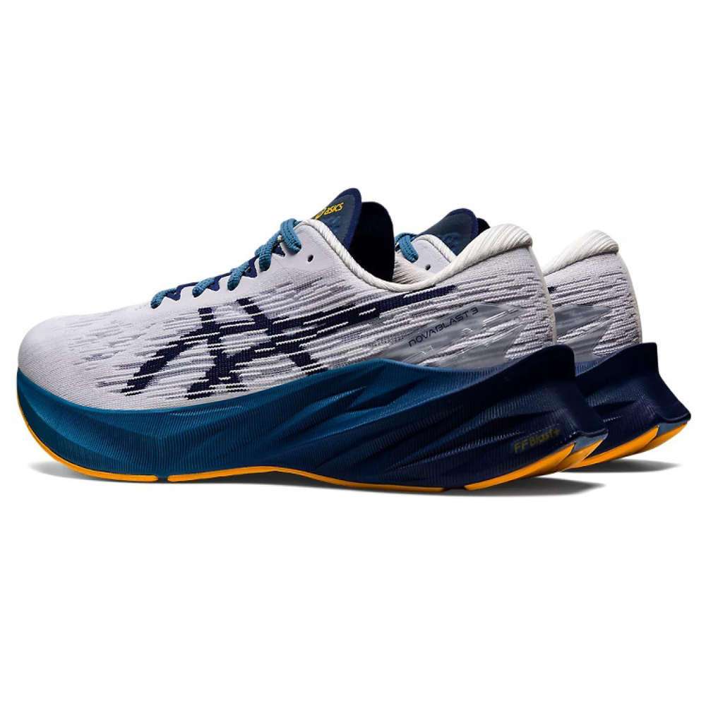 Asics Novablast 3