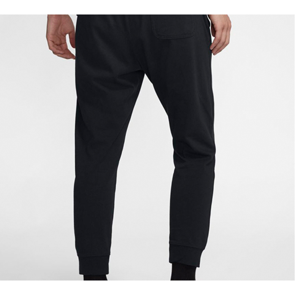 Nike Sportswear Club