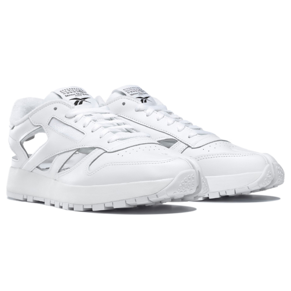Maison Margiela x Reebok Tabi Decortique Low