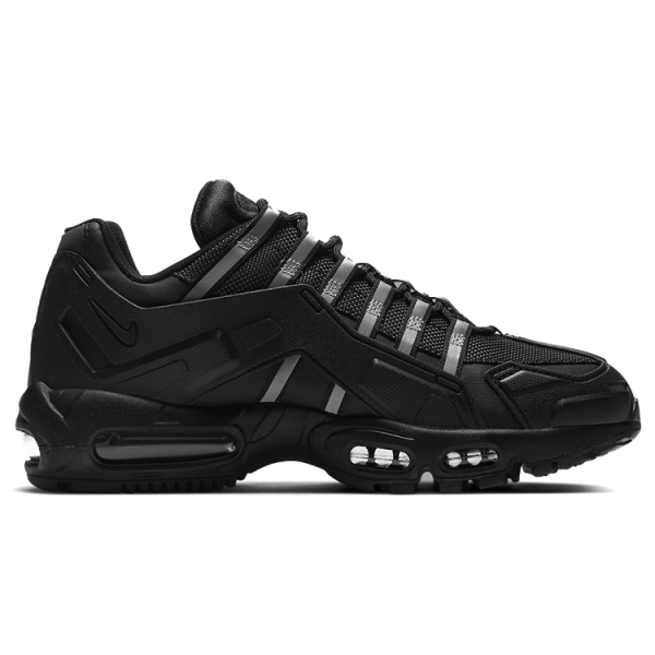 Nike Air Max 95 NDSTRKT "Black"