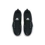 Nike Legend Trainer