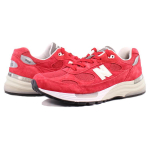 KITH x New Balance NB 992 Kithmas