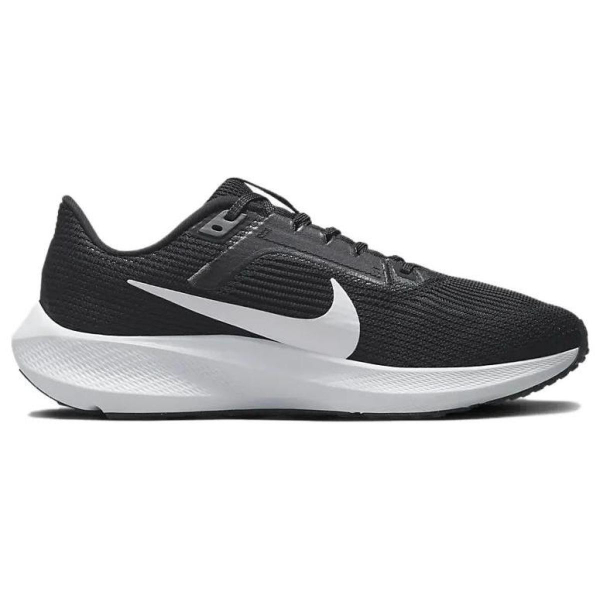 Nike Air Zoom Pegasus 40