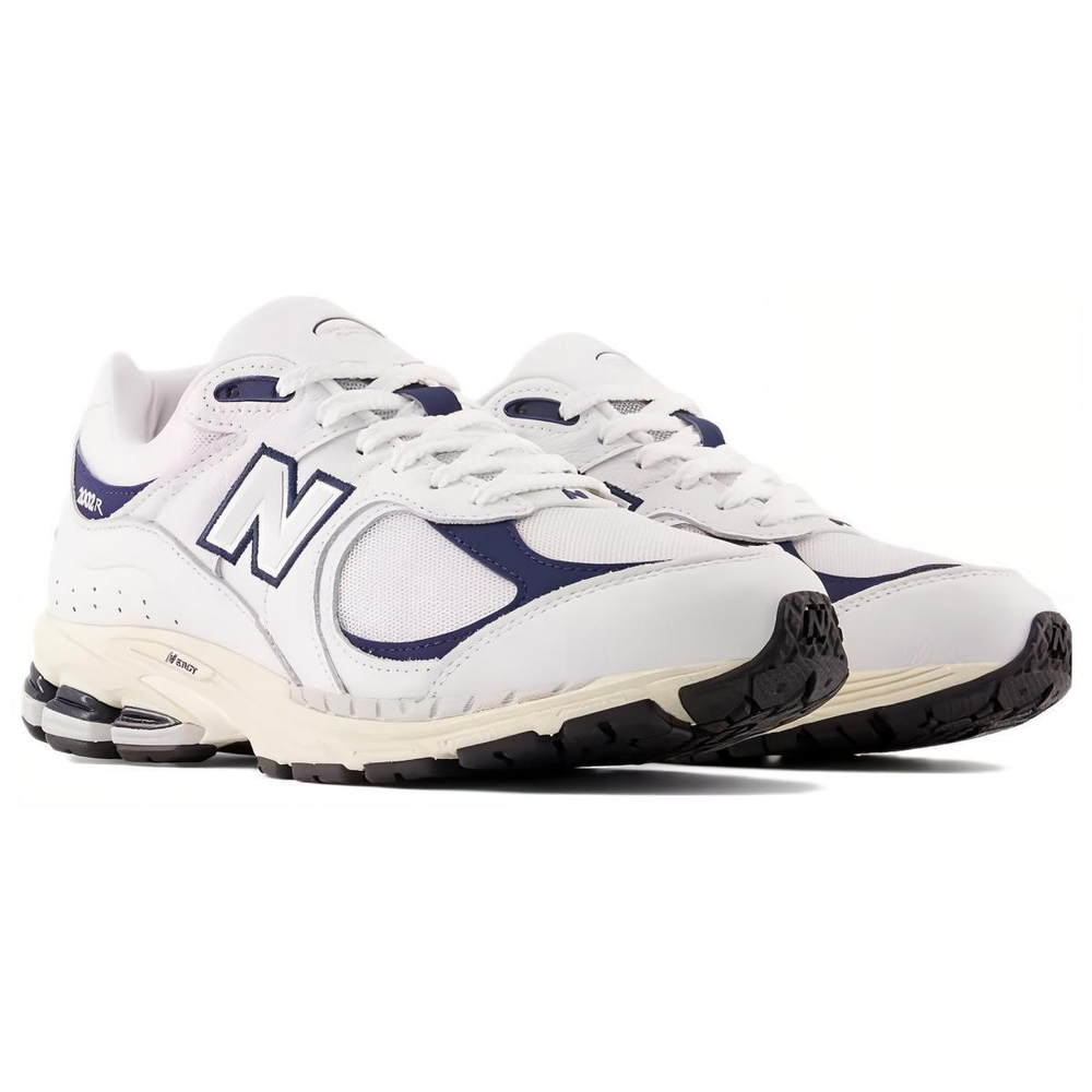 New Balance NB 2002R