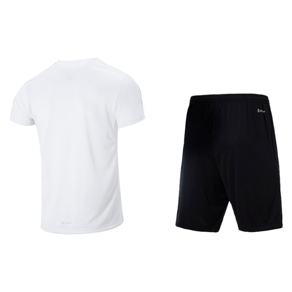 Adidas T