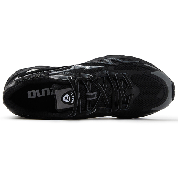 Mizuno Adventure Twe