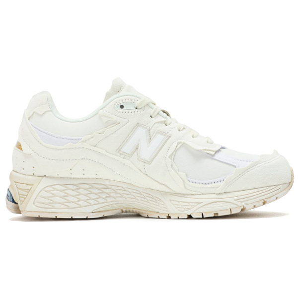 New Balance NB 2002R