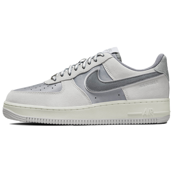 Nike Air Force 1 LX