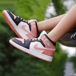 Jordan Air Jordan 1 Mid