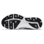 Nike REVOLUTION 3