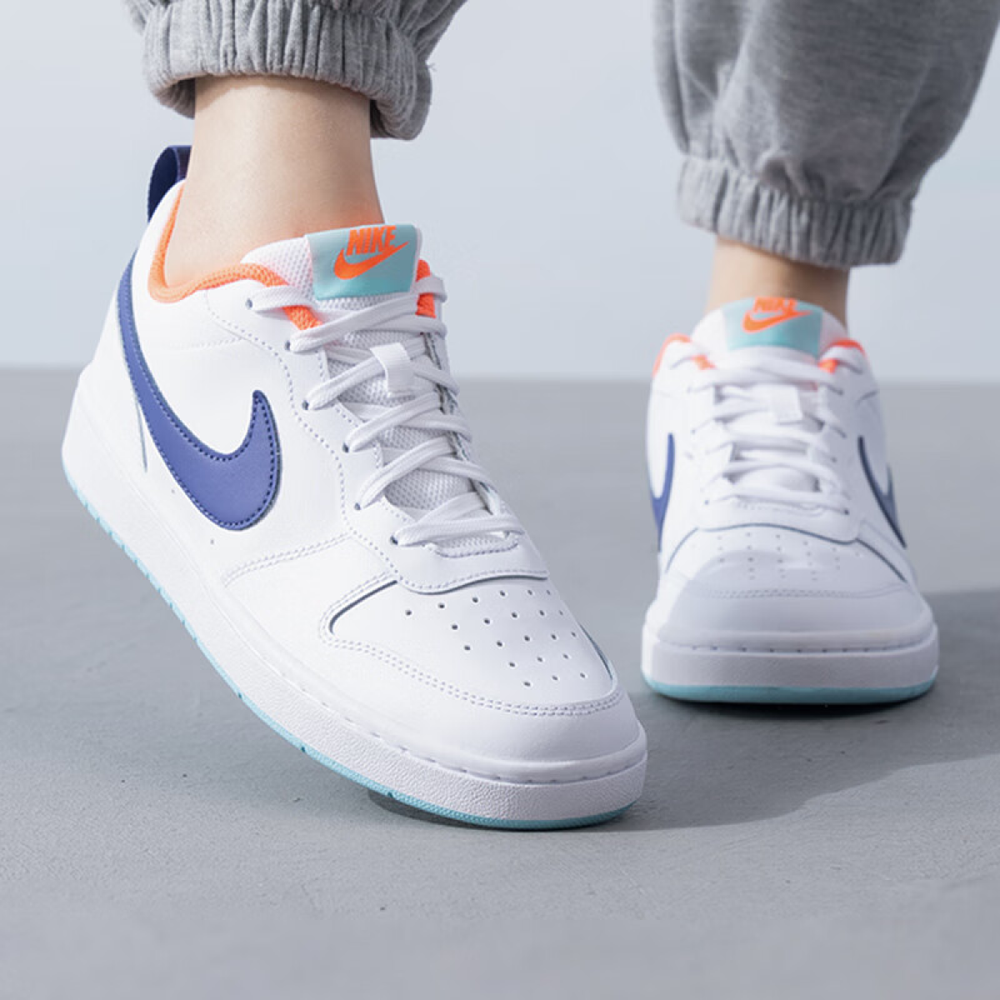 Nike Court Borough Low 2