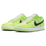 Nike Dunk "Volt"
