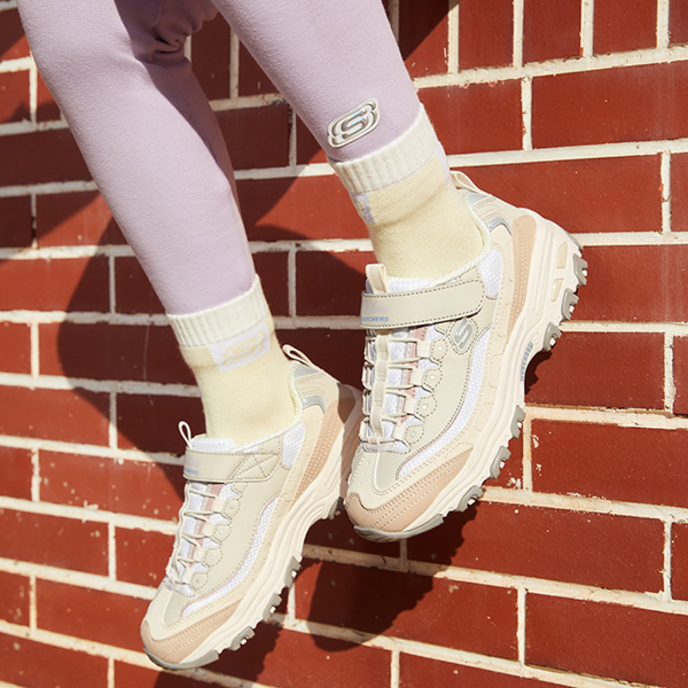 Skechers
