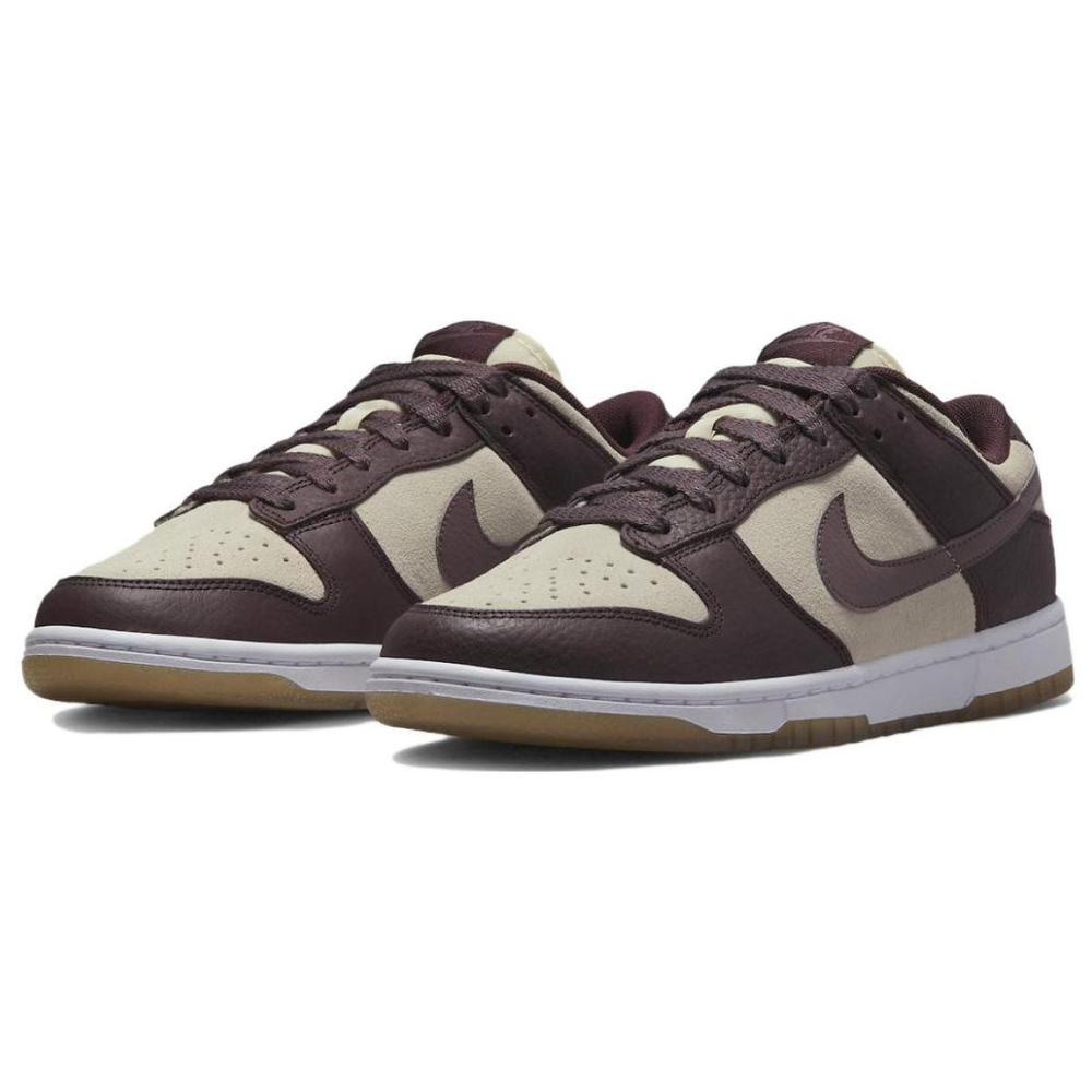 Nike Dunk "Plum Eclipse"