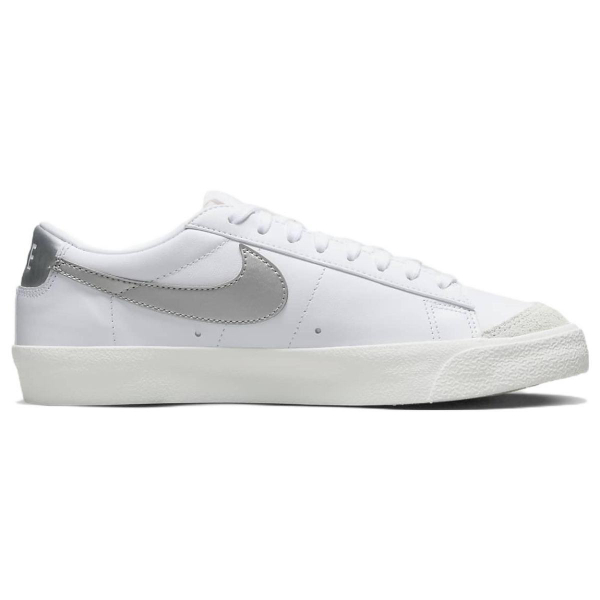 Nike Blazer '77
