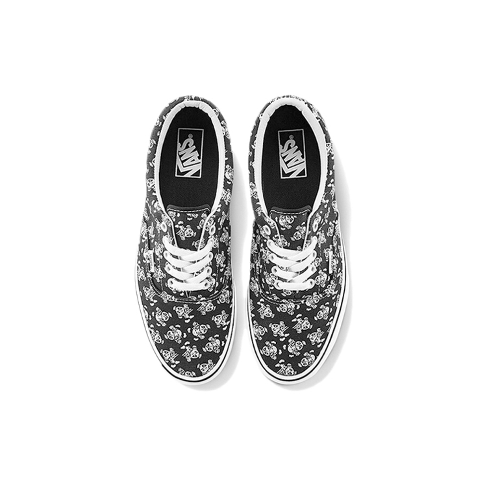 Vans Era