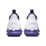 Nike Witness 4