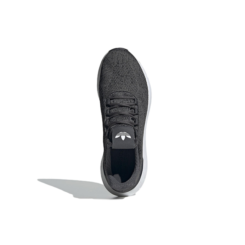 Adidas originals Swift Run 22