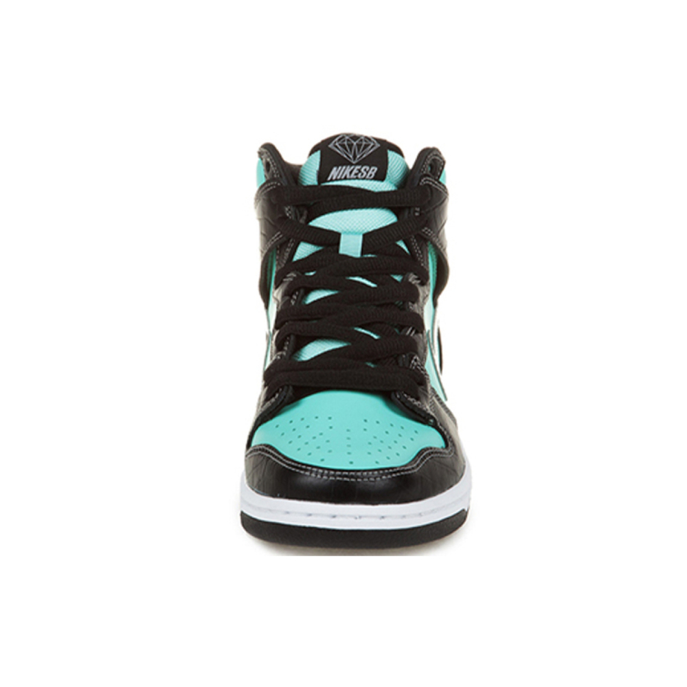 Nike Dunk SB Diamond Supply Co.