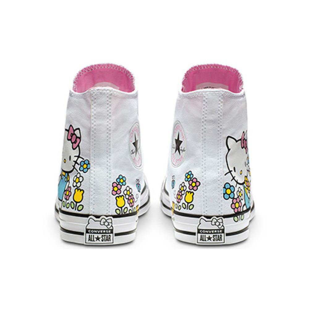 Hello Kitty x Converse Chuck Taylor All Star