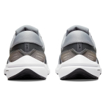 Nike Air Zoom Vomero 16
