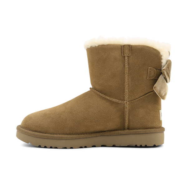 UGG Bailey Bow Velvet Ribbon