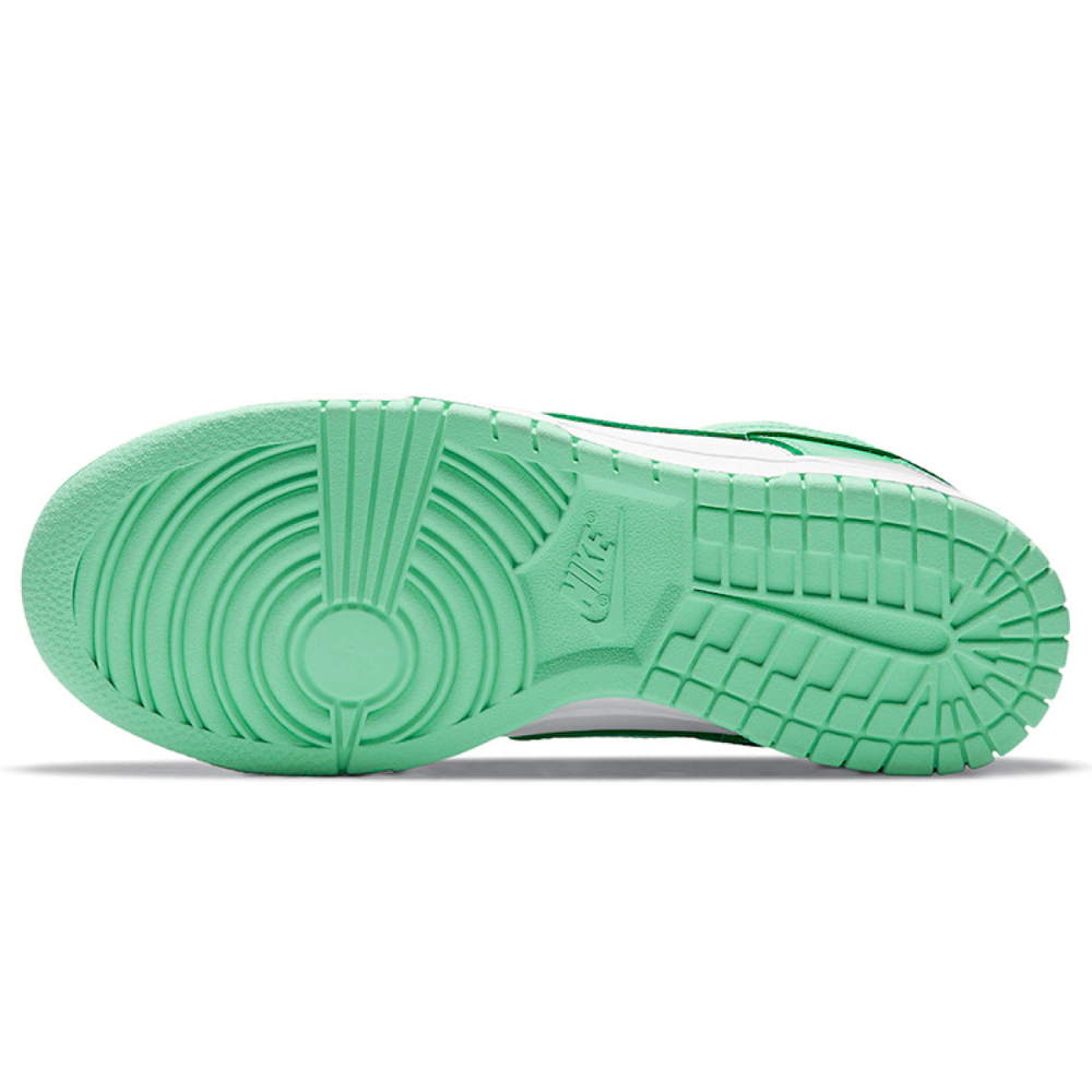 Nike Dunk green glow