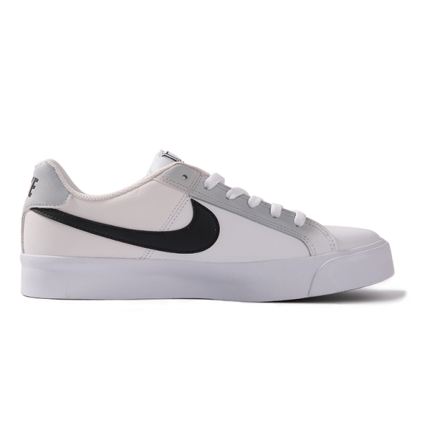 【 】 Nike Court Royale AC