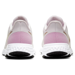 Nike REVOLUTION 5