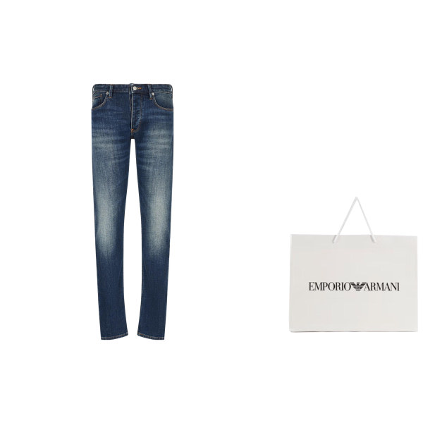 EMPORIO ARMANI SS23 Logo